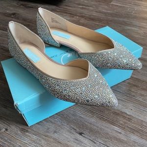 NWT Betsy Johnson Blue Reeve wedding Flats